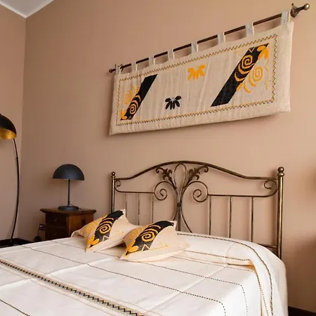Casa de hóspedes Cocco E Dessi